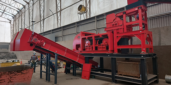 廢金屬高效回收處理設(shè)備——廢鋼邊角料錘式撕碎機