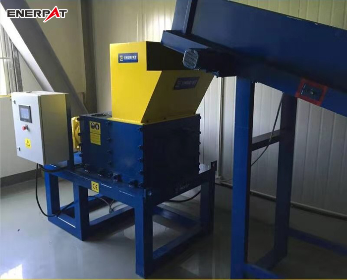 上海硬盤破碎機(jī)現(xiàn)場圖