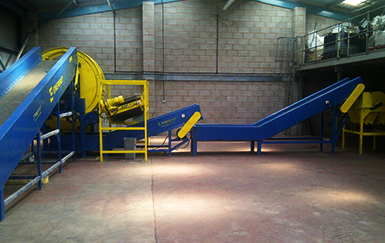 工業(yè)垃圾破碎機