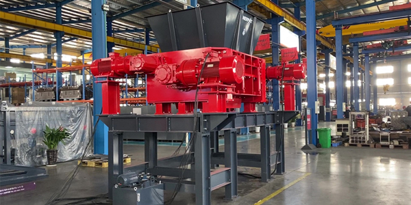 設(shè)備介紹 | 恩派特四軸破碎機，助力固廢回收從高難度走向高效率！