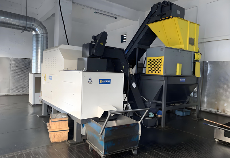 鐵屑?jí)猴灆C(jī)