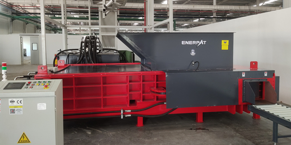 全自動(dòng)易拉罐邊角料打包機(jī)：金屬壓塊密實(shí)度提升30%的節(jié)能方案