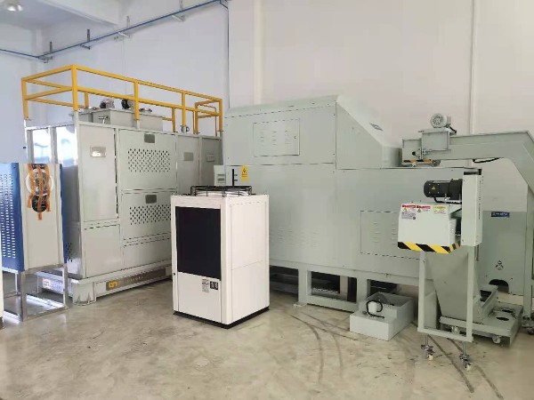 唐山某汽車零部件公司定制鋁屑壓餅機案例