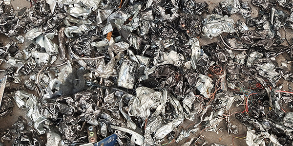 再生鋁錘式破碎機，廢鋁回收實現(xiàn)資源利用