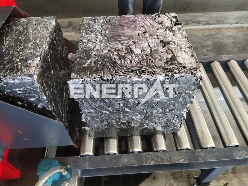 汽車(chē)外殼打包機(jī)