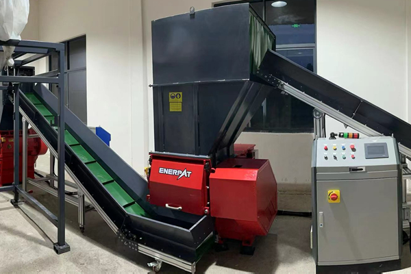 天楹定制全自動醫(yī)療垃圾破碎處理設(shè)備案例