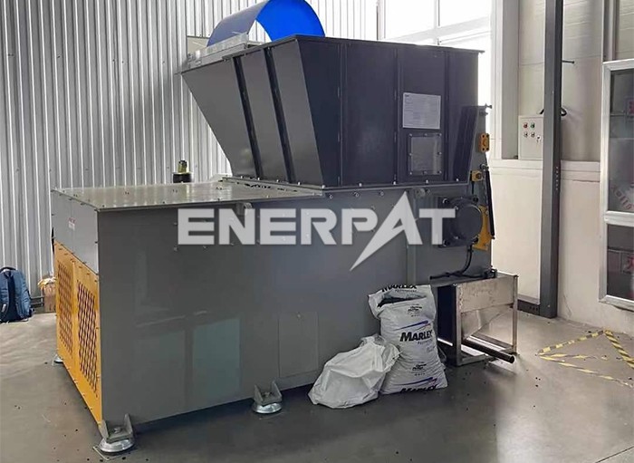 塑料撕碎機(jī)